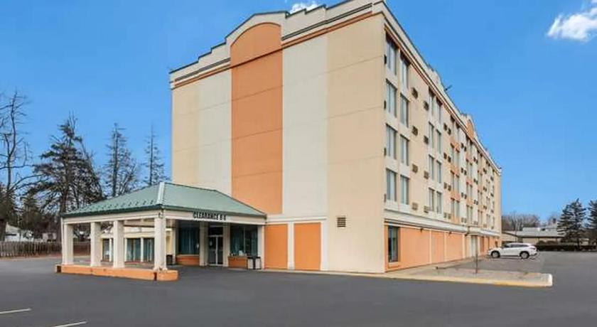 Finger lakes inn & suites