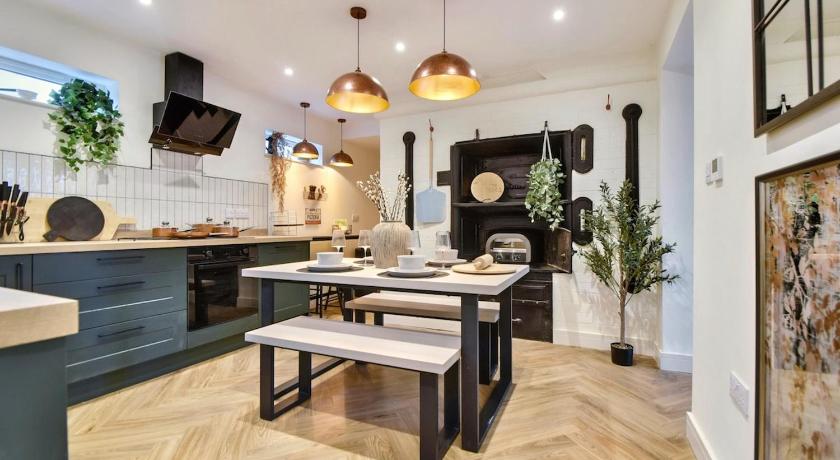 The Oven House-Wyndale Living - Malvern Hills