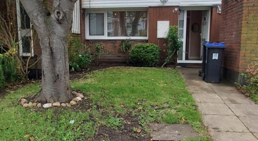 Cozy 4-Bedroom Family Getaway