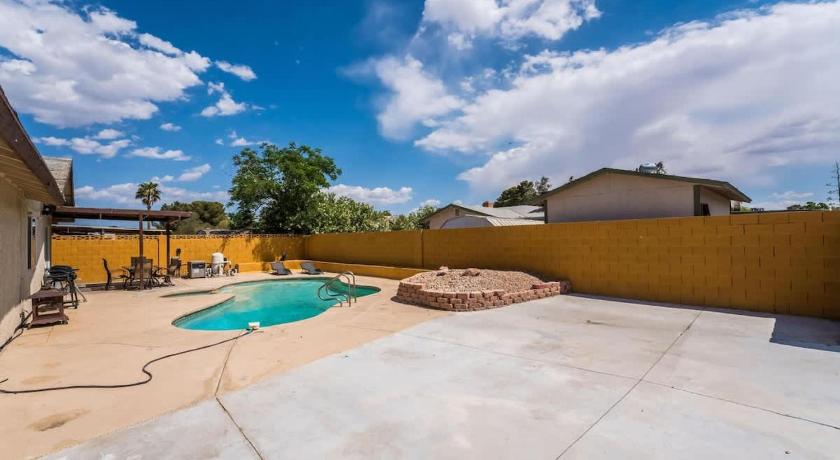 Vegas Elegance Fun and cozy Escape All you need