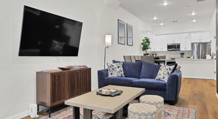 Victory Villa - Lux Townhome Walk 2 Globe Life - Rangers & Cowboys Stadiums