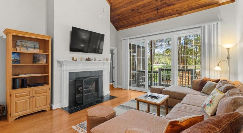 Golfers Paradise 3 BR Villa on the 9th Fairway