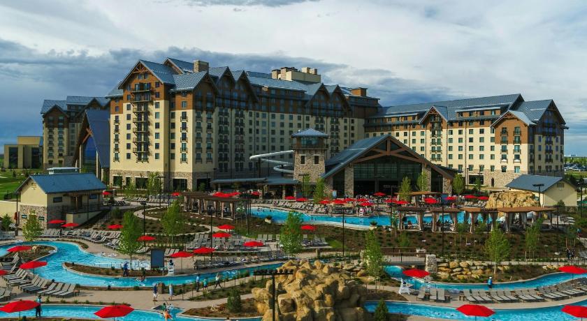 Gaylord Rockies Resort & Convention Center