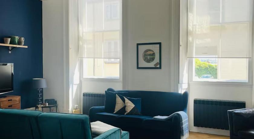 6 Wye Valley Chambers, Ross-on-Wye