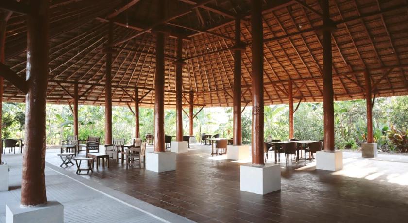 Sumba Nautil Resort