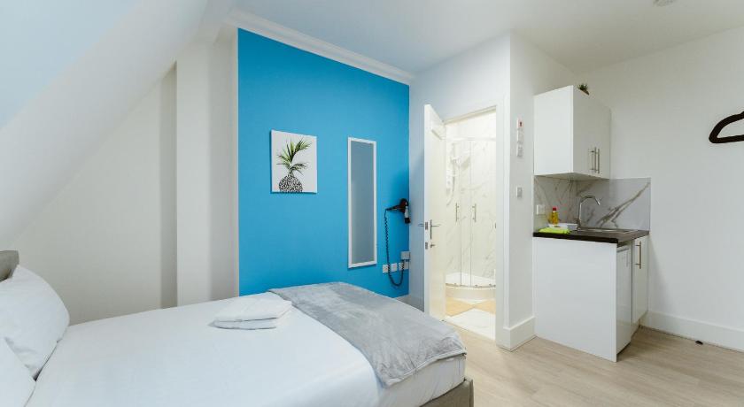 The Wood Green Star Self Contained Studios