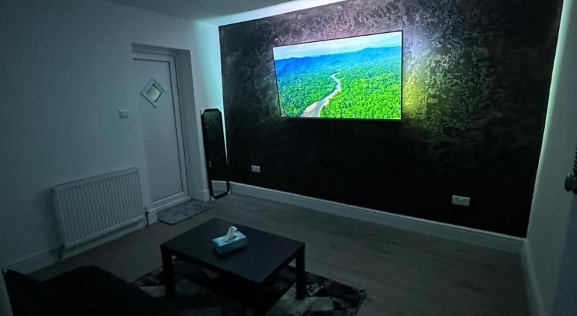 Modern Cozy One Bedroom Apartment