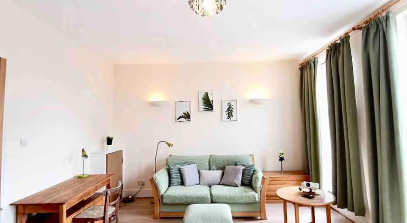 Liverpool City Centre Georgian Quarter Two-Bedroom Apartment