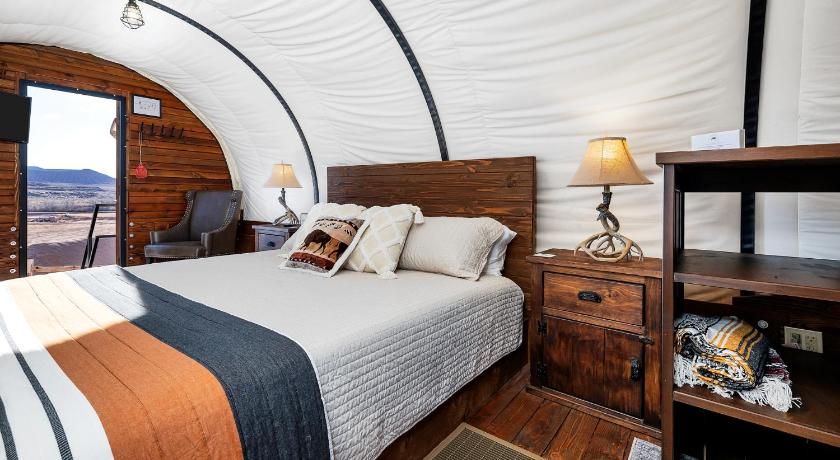 Zion White Bison Glamping & RV Resort
