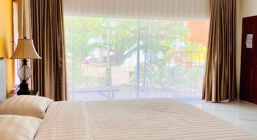 Sunmoon Beach Resort Likupang Timur