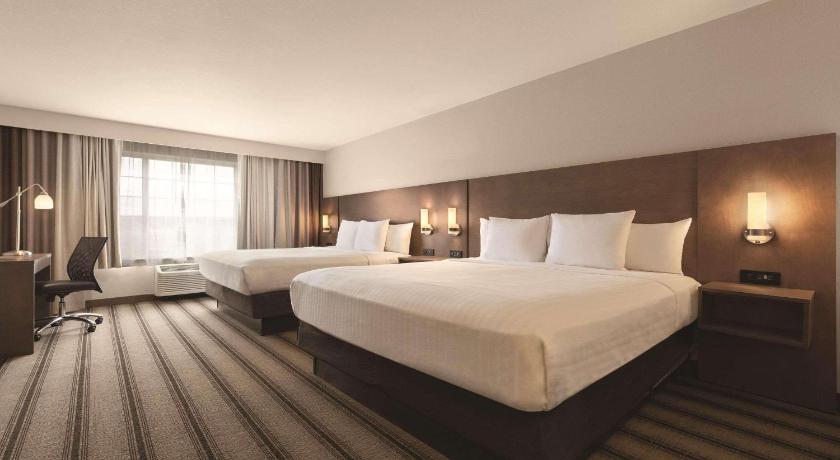 Country Inn & Suites by Radisson, Billings, MT