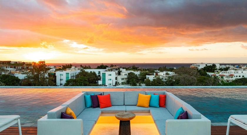 Aloft Playa del Carmen