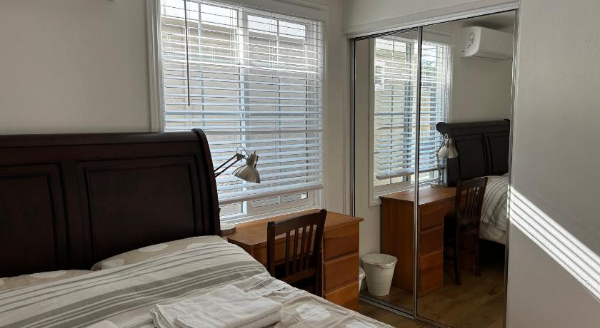 San Diego Homestay B