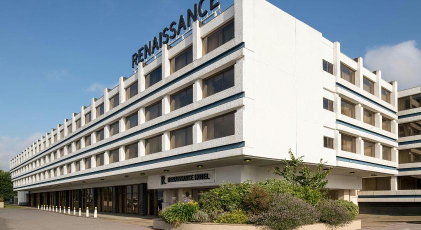 Renaissance London Heathrow Hotel