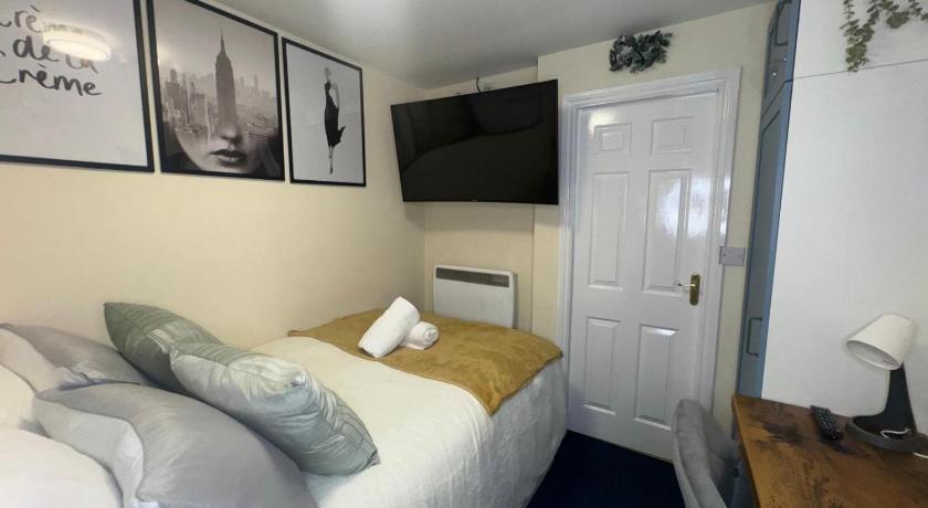 Bedsit Birmingham