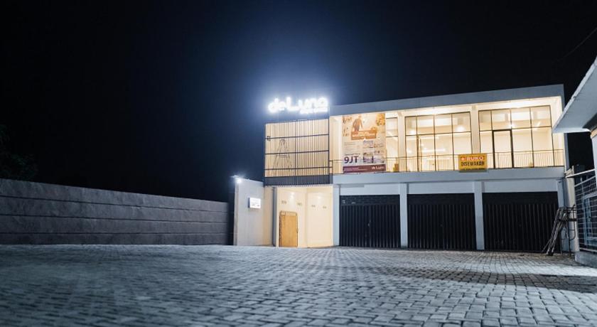 De Luna Guest House