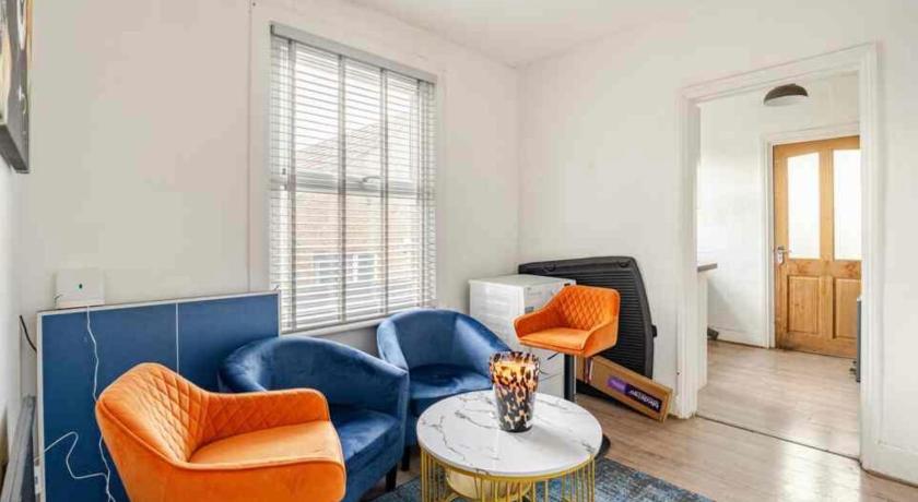 Private Room in Uxbridge near Heathrow