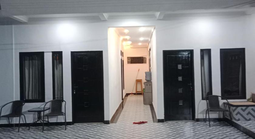 BAHAR rest