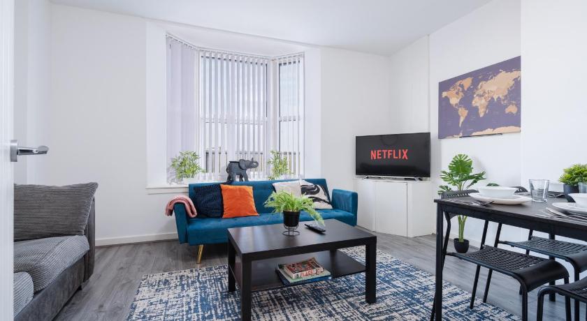 Beautiful apartment dos - free public parking