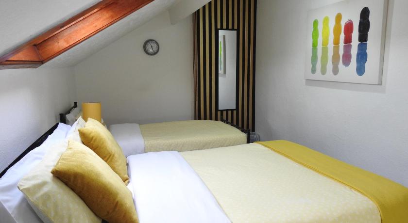 Be our Guest! Stylish-Free parking-Central location