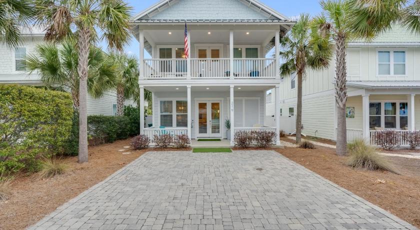 Coastal Sands - 219 Sands Street