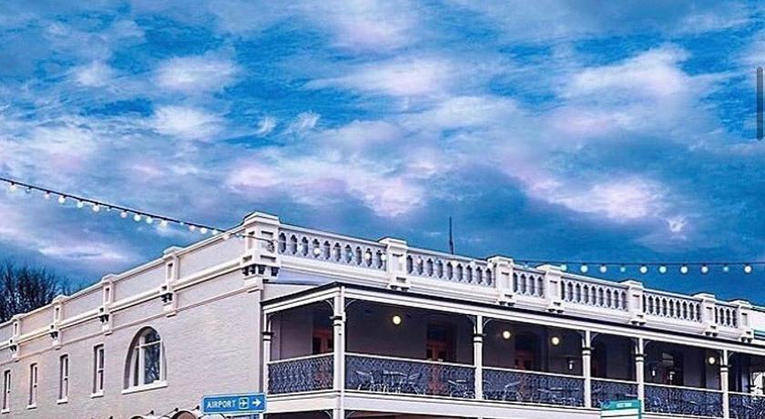 Parkview Hotel