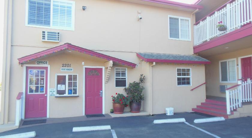 Sealamp Inn