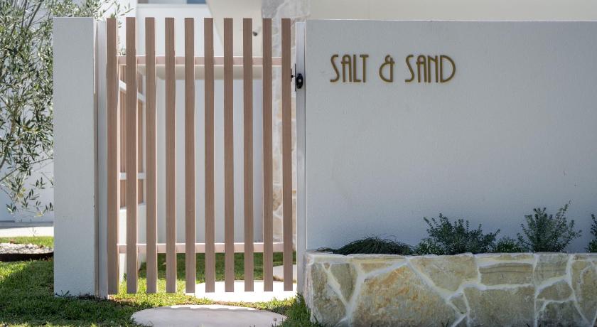Salt & Sand