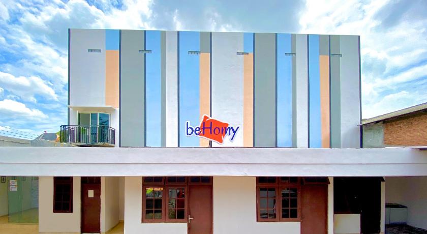 Behomy Waru Sidoarjo