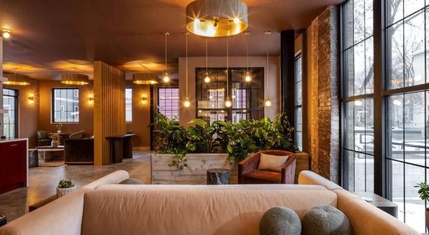 The Dylin by Mint House