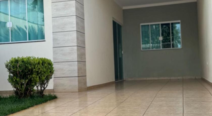 casa próximo ao shopping catuai, eventos vivaro e uem,lebloc