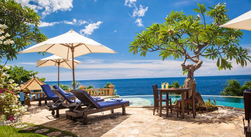 Blue Moon Villas Resort