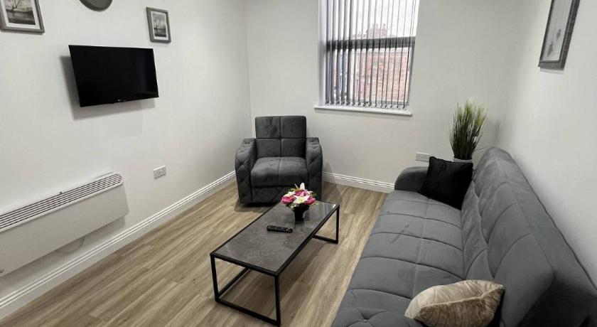 Near Lfc & City Budget Longterm Free Parking