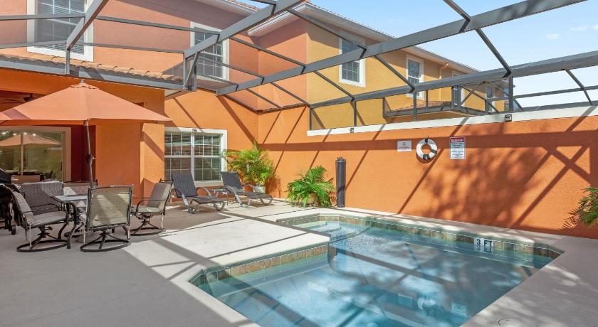 Upstay Family Home w Resort Access & Private Pool