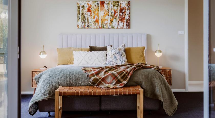 Hamilton House - Snowy Mountain Luxury Villas