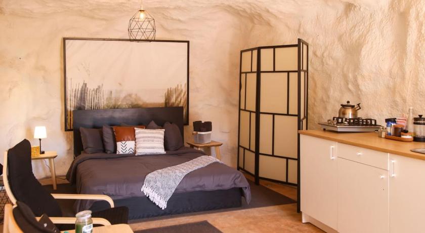 The Caves at Moab - At Private Riverside Ranch