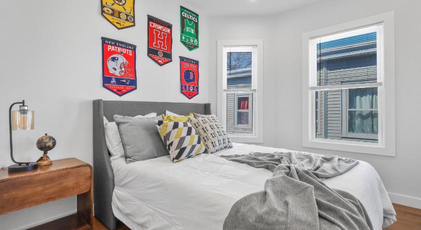 3BR2Bth TD Garden,MIT,Harvard,BOS,2 Parking Spaces