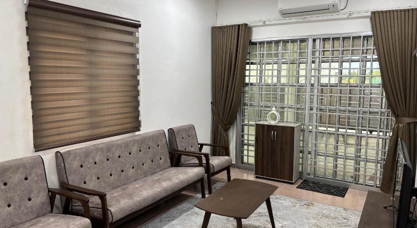 Rafeeqs Homestay