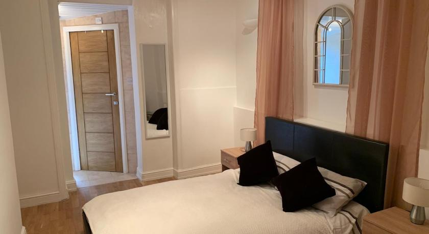 Modern Apartment in Twickenham Highstreet