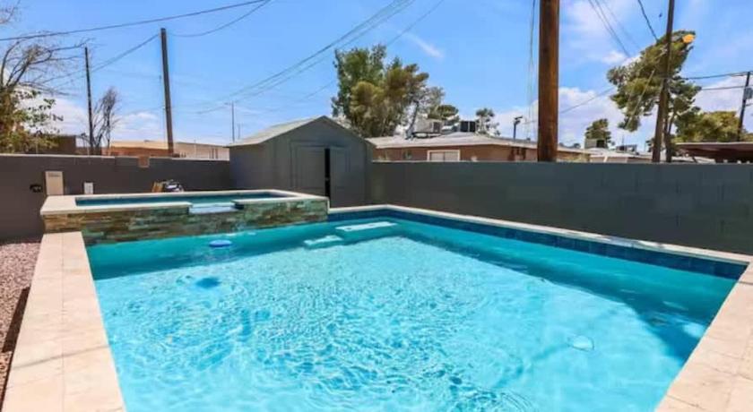 Modern Elegance in the Heart of Las Vegas