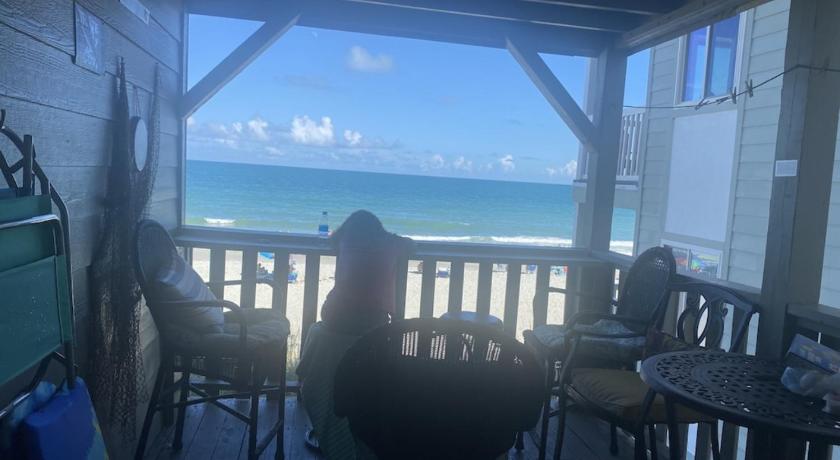 2 bedroom garden city ocean front