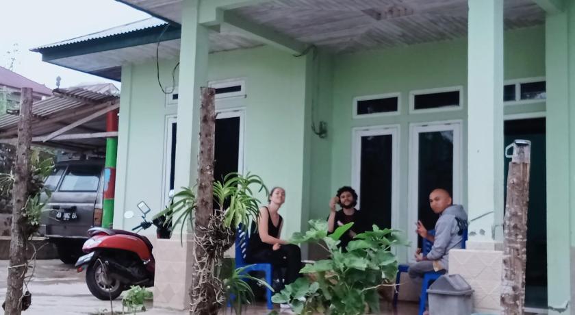 Petra Homestay Bangka Leda