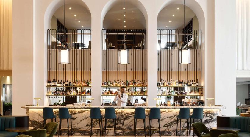 Swissôtel Sydney