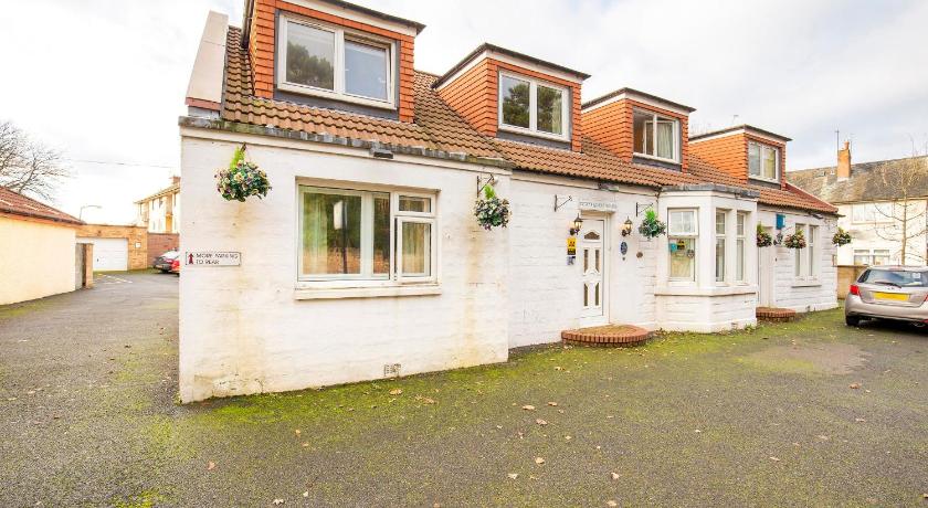 Arden Guest House, Craigmillar Castle Edinburgh