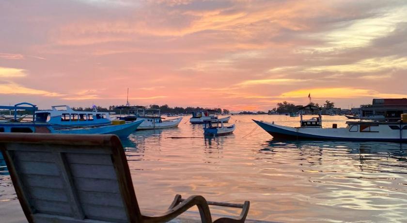 RGJS2r Hostel KARIMUNJAWA