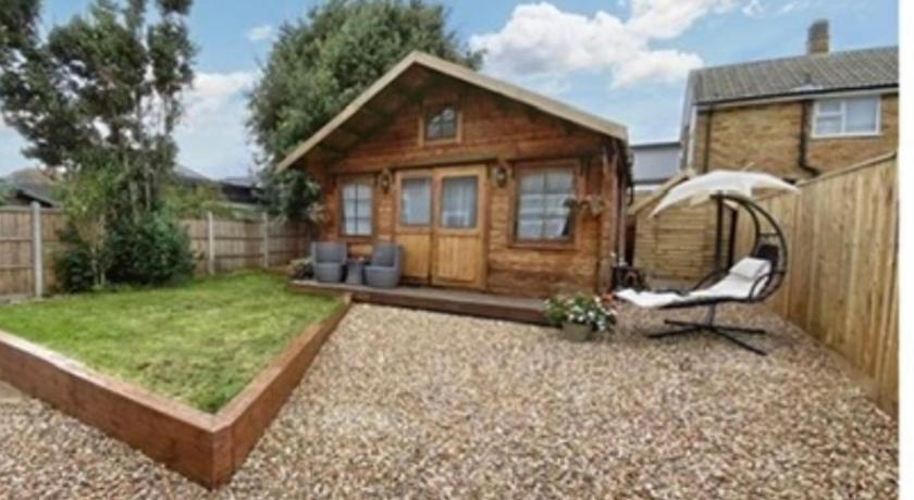 Sea breeze lodge mudeford
