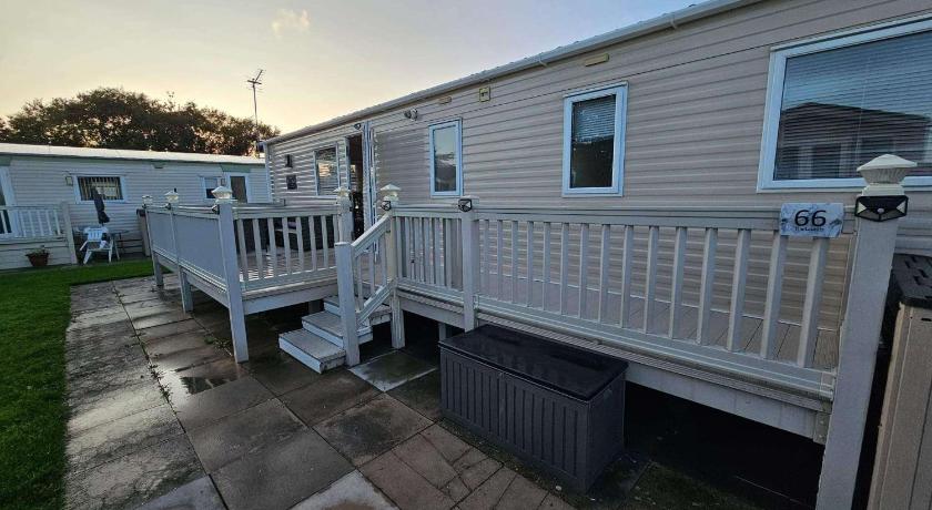 Jayden 3 bed balcony