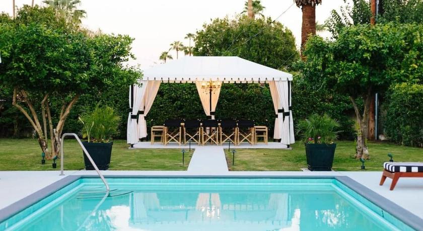 Hotel El Cid by AvantStay Mid-Century Charm with Poolside Cabanas