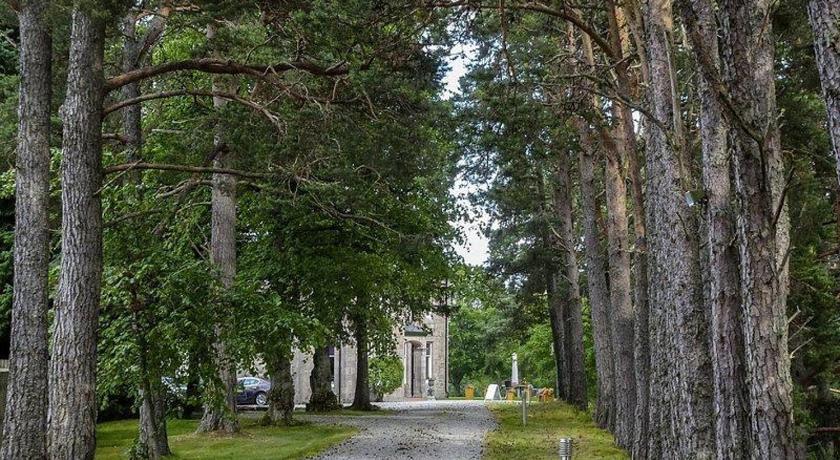 Dalrachney Lodge