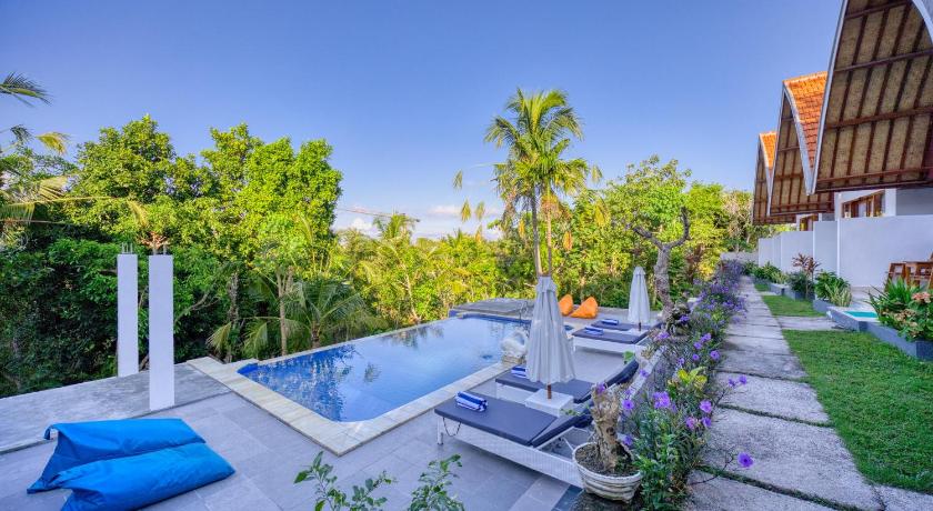 Kelingking Beach Villas